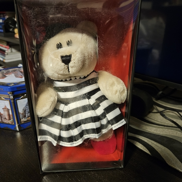 Bearista - Picture 1 of 2